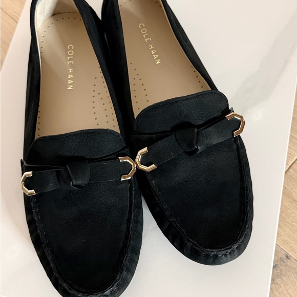 Cole Haan Evelyn Bow Loafers – Black | Size 7 | Like New - Picture 5 of 8